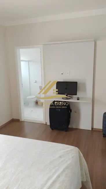 Casa de Condomínio com 4 quartos à venda, 250m2 em Chácaras Reunidas São Jorge, Sorocaba - SP - imagem 6 Foto 6 de Casa de Condomínio com 4 quartos à venda, 250m2 em Chácaras Reunidas São Jorge, Sorocaba - SP