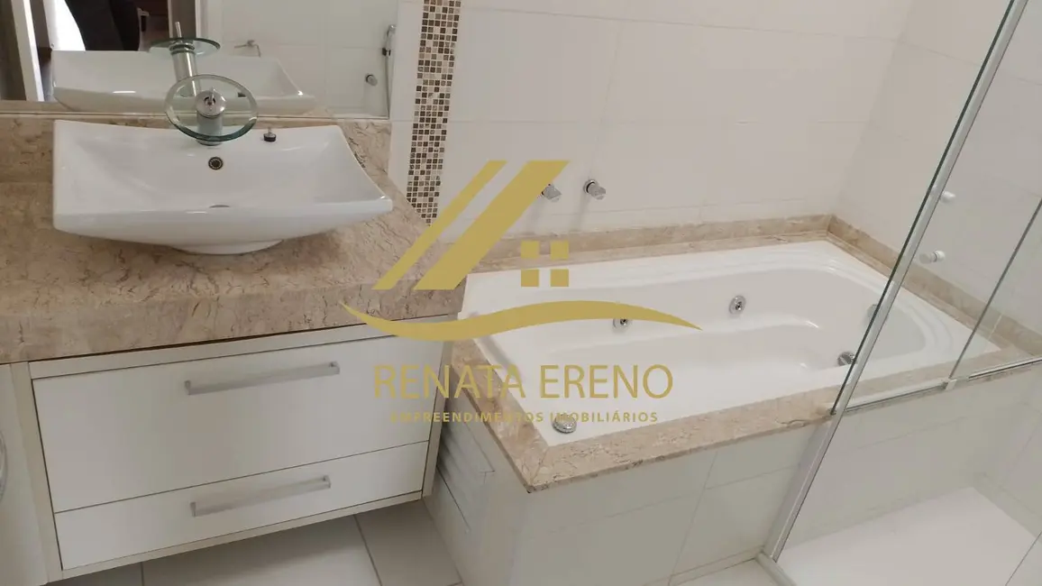 Casa de Condomínio com 4 quartos à venda, 250m2 em Chácaras Reunidas São Jorge, Sorocaba - SP - imagem 3 Foto 3 de Casa de Condomínio com 4 quartos à venda, 250m2 em Chácaras Reunidas São Jorge, Sorocaba - SP