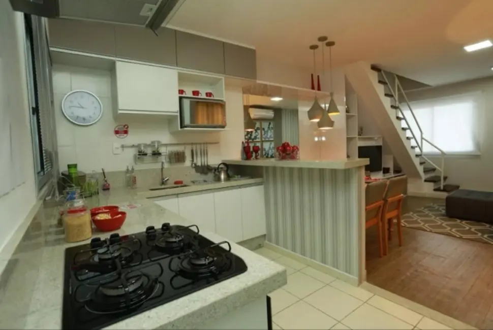 Foto 2 de Sobrado com 2 quartos à venda, 54m2 em Bom Retiro, Braganca Paulista - SP