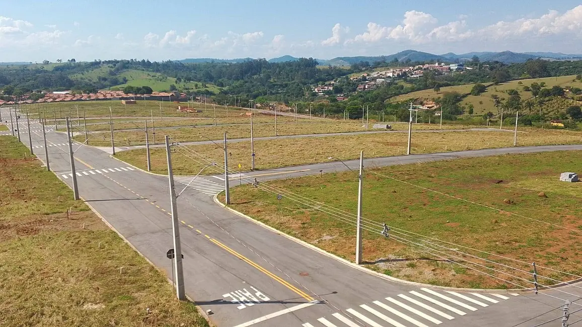 Foto 3 de Terreno / Lote à venda, 140m2 em Braganca Paulista - SP