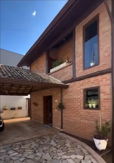 Foto 3 de Sobrado com 3 quartos à venda, 229m2 em Condomínio Villa Real de Bragança, Braganca Paulista - SP