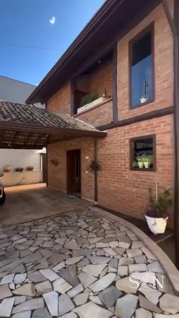 Foto 4 de Sobrado com 3 quartos à venda, 229m2 em Condomínio Villa Real de Bragança, Braganca Paulista - SP