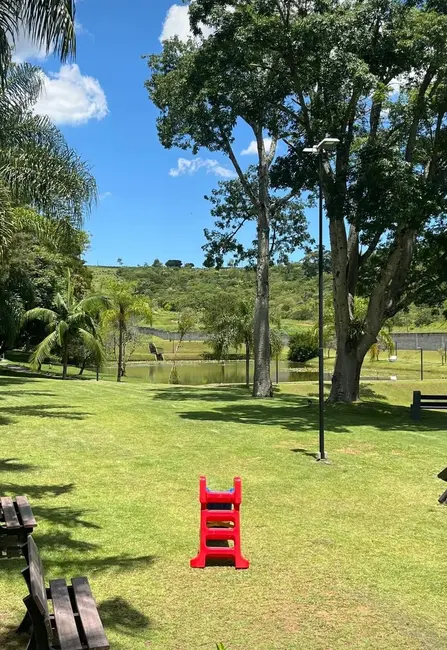 Foto 2 de Terreno / Lote à venda, 300m2 em Braganca Paulista - SP