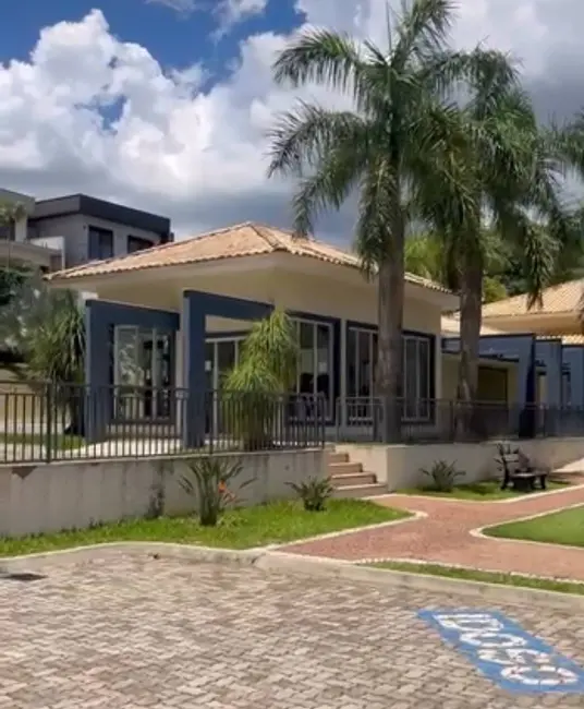 Foto 1 de Terreno / Lote à venda, 300m2 em Braganca Paulista - SP