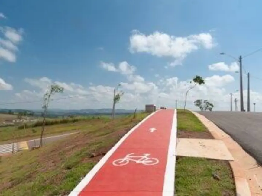 Foto 2 de Terreno / Lote à venda, 250m2 em Braganca Paulista - SP