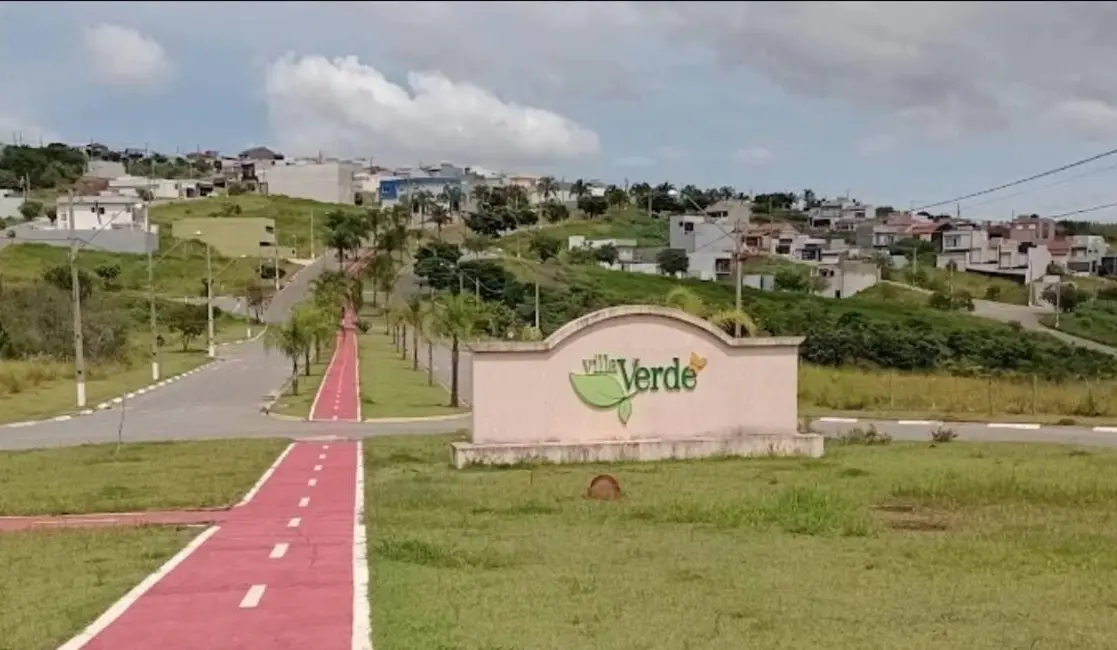 Foto 1 de Terreno / Lote à venda, 140m2 em Braganca Paulista - SP