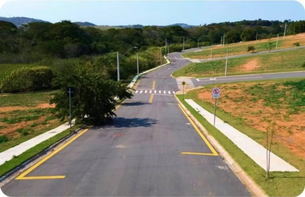 Terreno / Lote à venda, 250m2 em Tanque, Atibaia - SP - imagem 3 Foto 3 de Terreno / Lote à venda, 250m2 em Tanque, Atibaia - SP