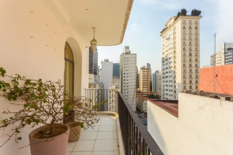 Apartamento com 4 quartos à venda, 340m2 em Cerqueira César, São Paulo - SP - imagem 9 Foto 9 de Apartamento com 4 quartos à venda, 340m2 em Cerqueira César, São Paulo - SP