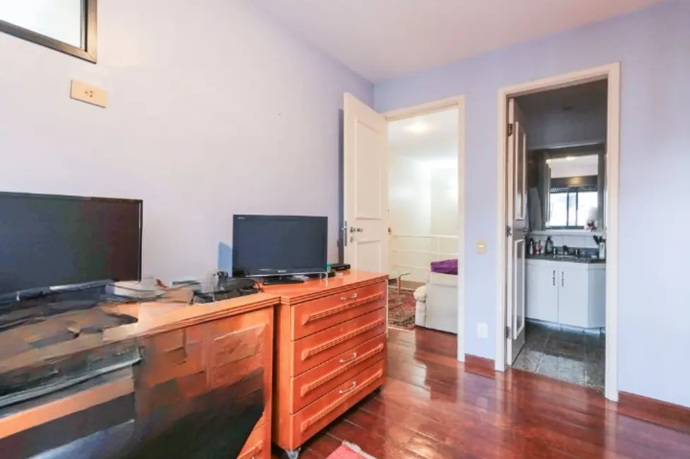 Apartamento com 4 quartos à venda, 235m2 em Itaim Bibi, São Paulo - SP - imagem 7 Foto 7 de Apartamento com 4 quartos à venda, 235m2 em Itaim Bibi, São Paulo - SP