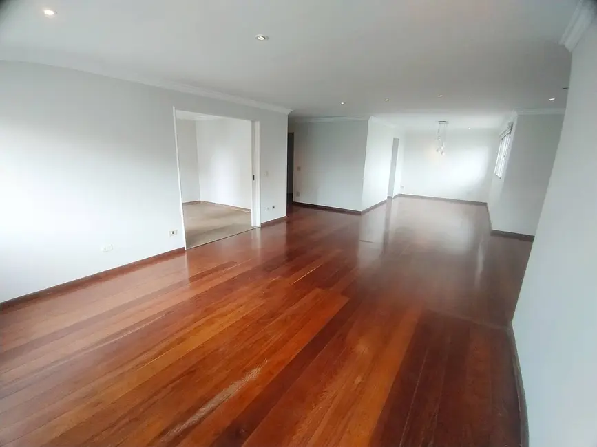 Foto 2 de Apartamento com 3 quartos à venda, 210m2 em Itaim Bibi, São Paulo - SP