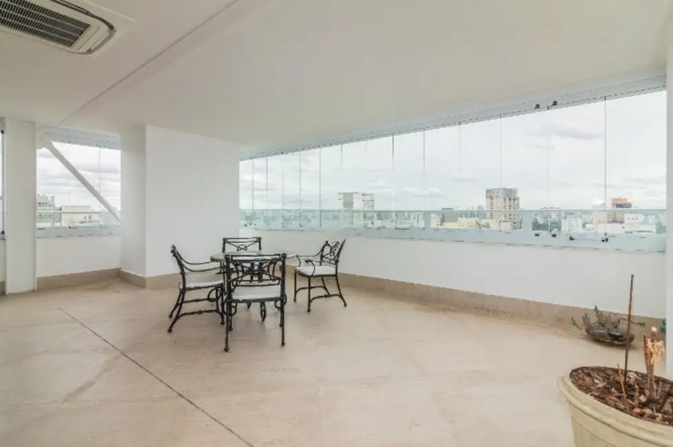 Apartamento com 3 quartos à venda, 240m2 em Jardim Paulista, São Paulo - SP - imagem 3 Foto 3 de Apartamento com 3 quartos à venda, 240m2 em Jardim Paulista, São Paulo - SP