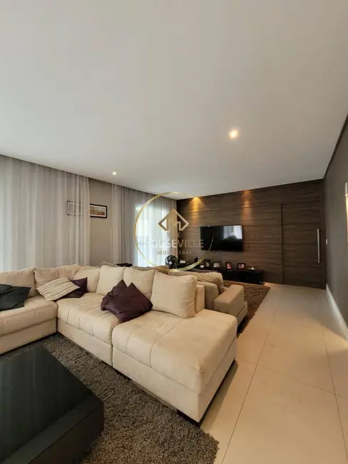 Apartamento com 3 quartos à venda, 172m2 em Sao Jose Dos Campos - SP - imagem 5 Foto 5 de Apartamento com 3 quartos à venda, 172m2 em Sao Jose Dos Campos - SP