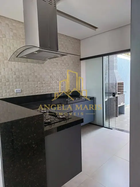 Casa com 3 quartos à venda, 90m2 em Loteamento Villa Branca, Jacarei - SP - imagem 3 Foto 3 de Casa com 3 quartos à venda, 90m2 em Loteamento Villa Branca, Jacarei - SP