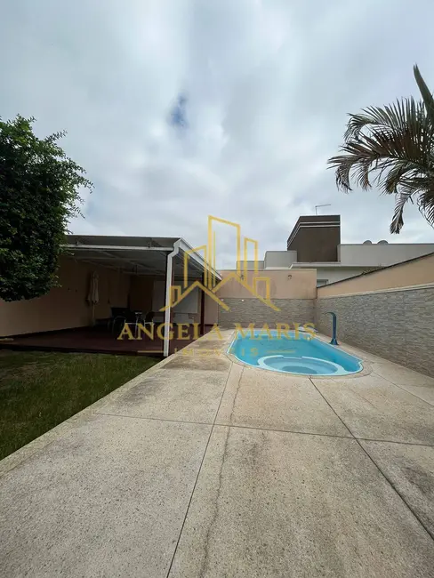 Foto 4 de Casa de Condomínio com 3 quartos à venda, 240m2 em Loteamento Villa Branca, Jacarei - SP