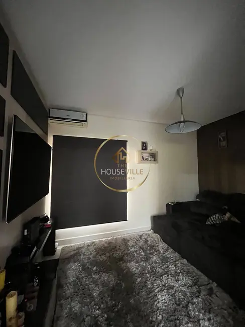 Foto 8 de Casa de Condomínio com 3 quartos à venda, 240m2 em Loteamento Villa Branca, Jacarei - SP