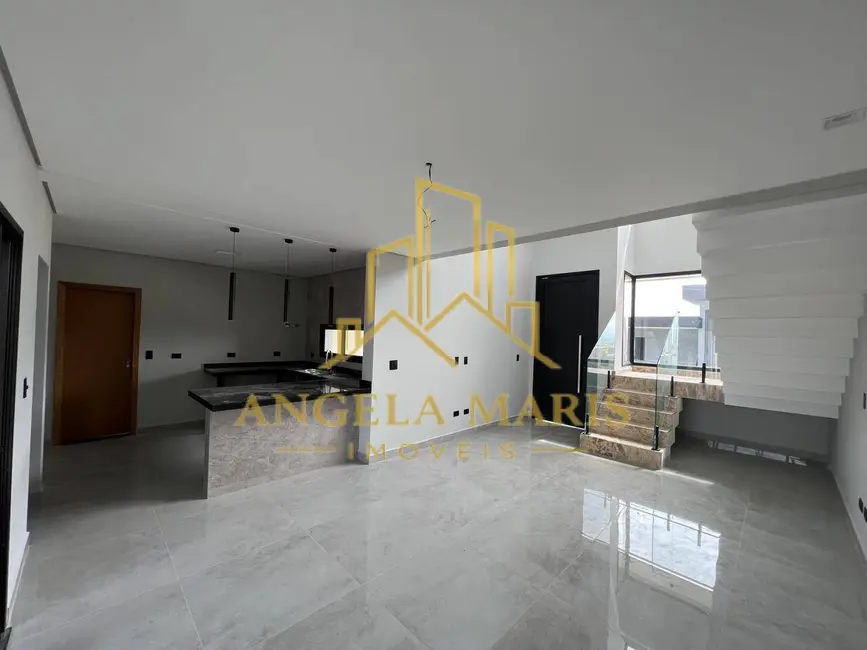 Foto 9 de Casa de Condomínio com 3 quartos à venda, 190m2 em Cacapava - SP