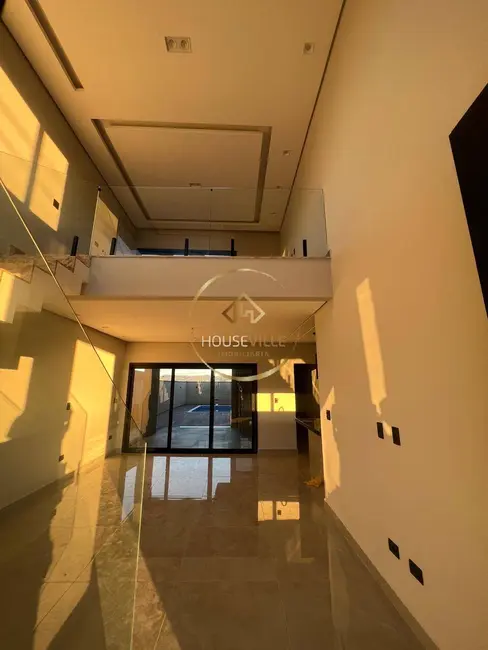 Casa de Condomínio com 3 quartos à venda, 190m2 em Cacapava - SP - imagem 4 Foto 4 de Casa de Condomínio com 3 quartos à venda, 190m2 em Cacapava - SP