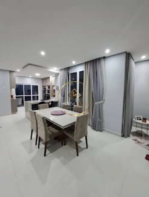 Casa com 3 quartos à venda, 162m2 em Sao Jose Dos Campos - SP - imagem 7 Foto 7 de Casa com 3 quartos à venda, 162m2 em Sao Jose Dos Campos - SP