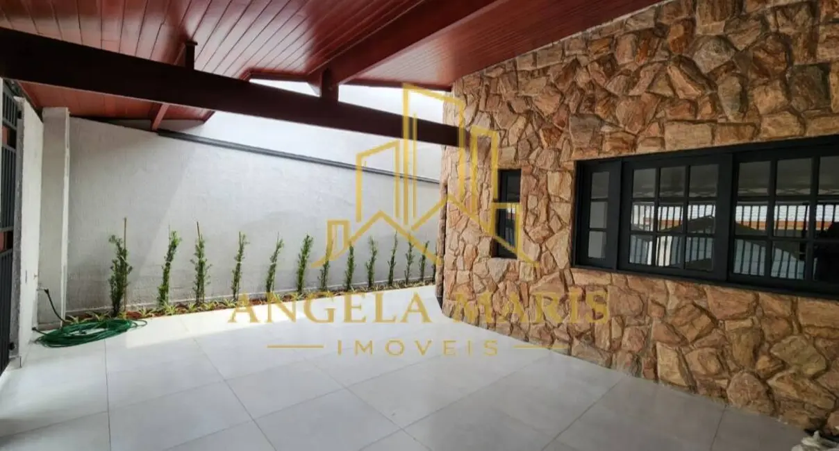 Foto 8 de Casa com 3 quartos à venda, 120m2 em Jardim Altos de Santana II, Jacarei - SP