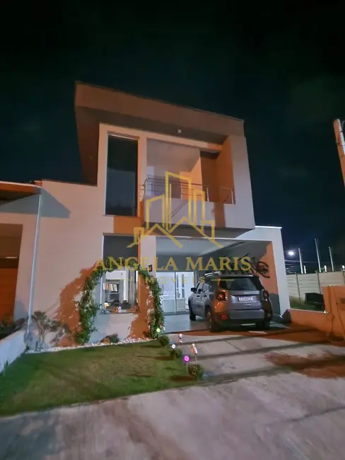 Casa de Condomínio com 3 quartos à venda, 171m2 em Jardim Jacinto, Jacarei - SP - imagem 2 Foto 2 de Casa de Condomínio com 3 quartos à venda, 171m2 em Jardim Jacinto, Jacarei - SP