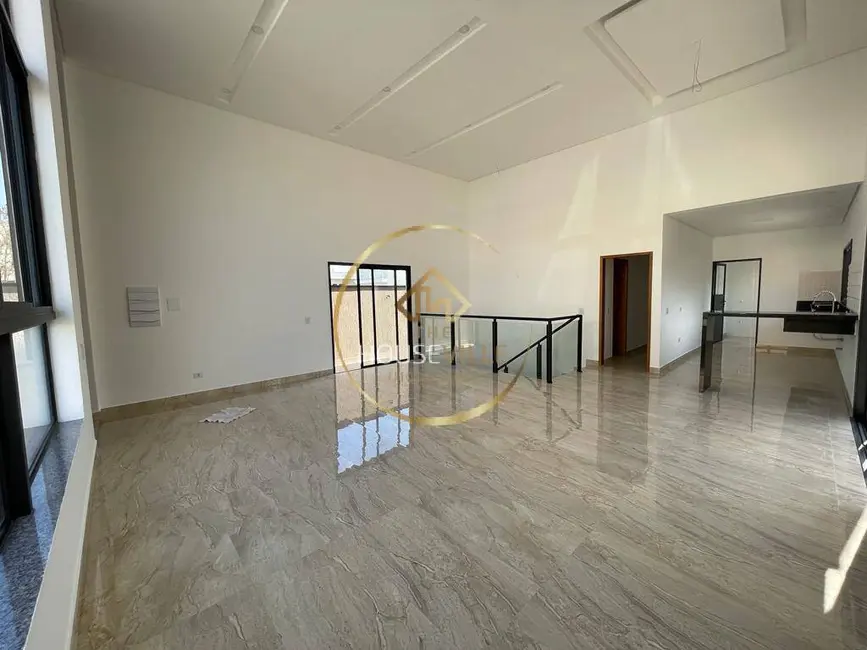 Foto 4 de Casa de Condomínio com 3 quartos à venda, 256m2 em Jardim Residencial Golden Park, Jacarei - SP