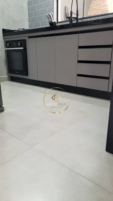 Foto 2 de Casa com 2 quartos à venda, 168m2 em Loteamento Villa Branca, Jacarei - SP