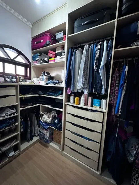 Foto 6 de Casa com 3 quartos à venda, 170m2 em Sao Jose Dos Campos - SP