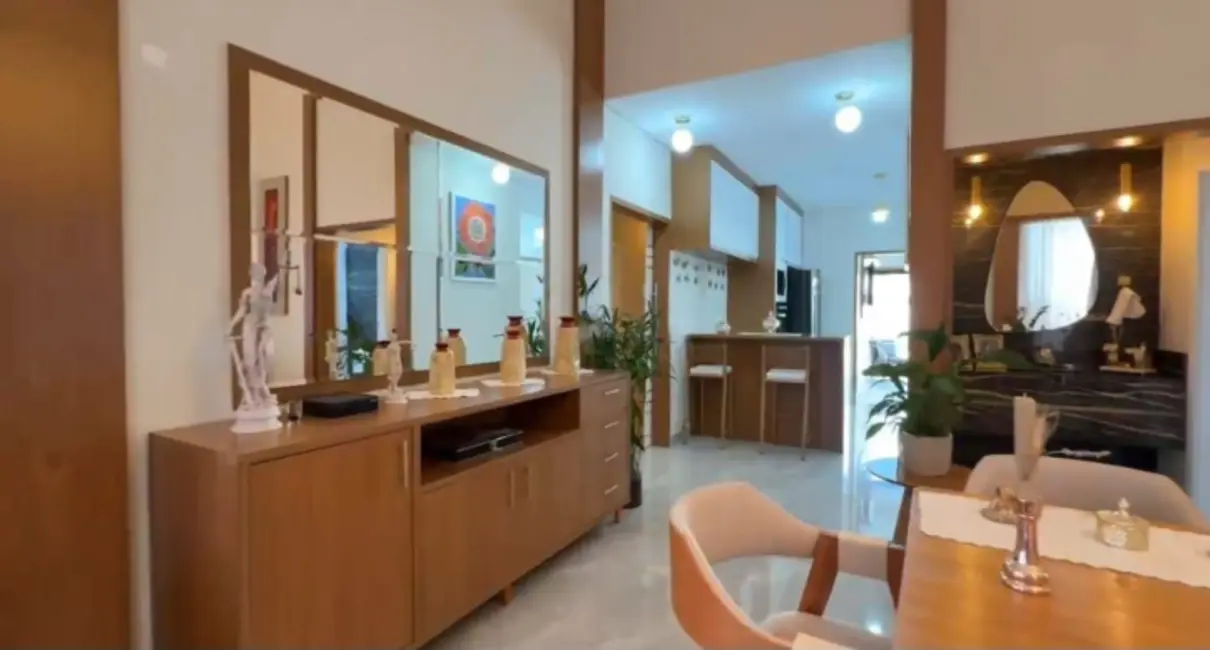 Foto 8 de Sobrado com 3 quartos à venda, 227m2 em Cacapava - SP