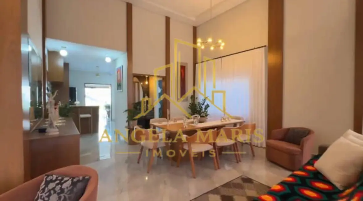 Foto 3 de Casa de Condomínio com 3 quartos à venda, 227m2 em Cacapava - SP