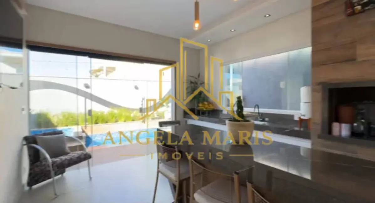 Foto 5 de Casa de Condomínio com 3 quartos à venda, 227m2 em Cacapava - SP