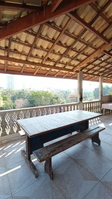 Casa com 3 quartos à venda, 170m2 em Sao Jose Dos Campos - SP - imagem 5 Foto 5 de Casa com 3 quartos à venda, 170m2 em Sao Jose Dos Campos - SP