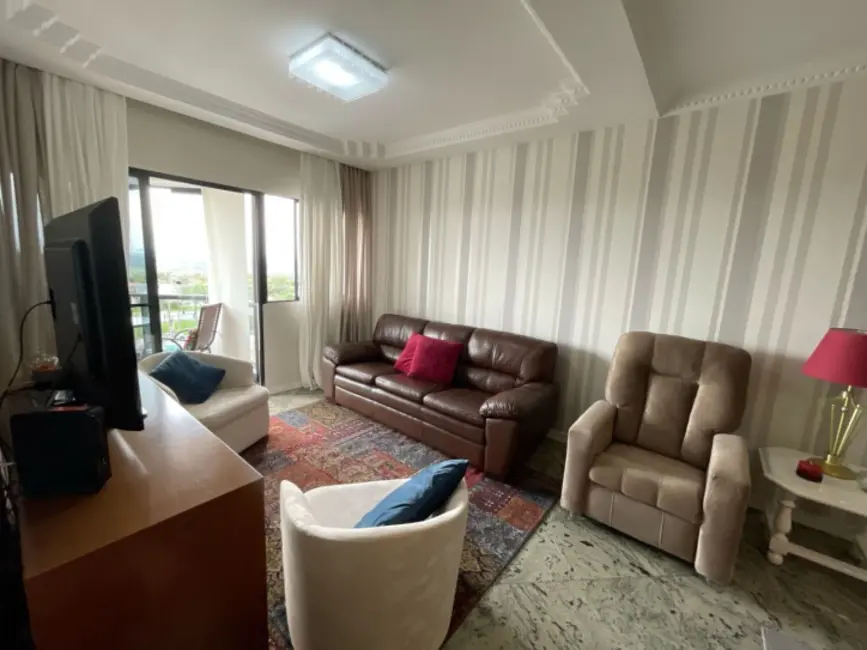 Apartamento com 3 quartos à venda, 134m2 em Sao Jose Dos Campos - SP - imagem 4 Foto 4 de Apartamento com 3 quartos à venda, 134m2 em Sao Jose Dos Campos - SP