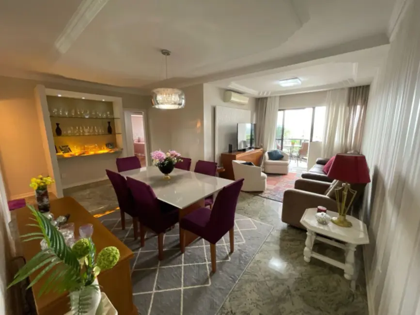Apartamento com 3 quartos à venda, 134m2 em Sao Jose Dos Campos - SP - imagem 2 Foto 2 de Apartamento com 3 quartos à venda, 134m2 em Sao Jose Dos Campos - SP