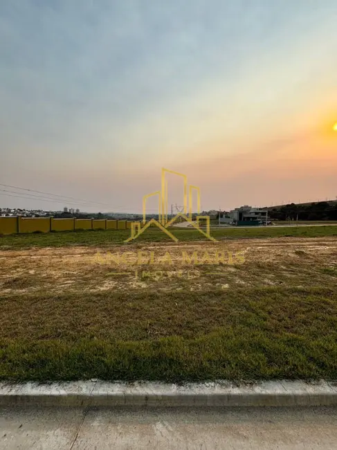 Foto 2 de Terreno / Lote à venda, 330m2 em Sao Jose Dos Campos - SP