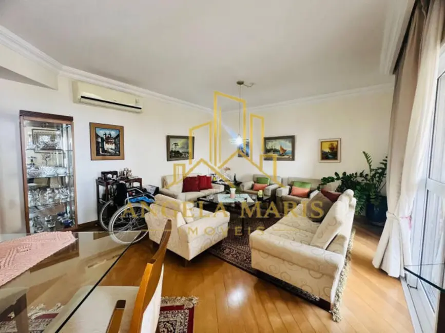 Apartamento com 4 quartos à venda, 180m2 em Sao Jose Dos Campos - SP - imagem 2 Foto 2 de Apartamento com 4 quartos à venda, 180m2 em Sao Jose Dos Campos - SP