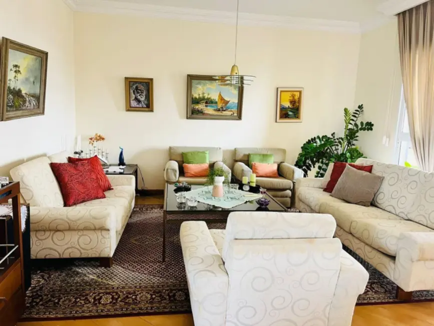 Foto 4 de Apartamento com 4 quartos à venda, 180m2 em Sao Jose Dos Campos - SP