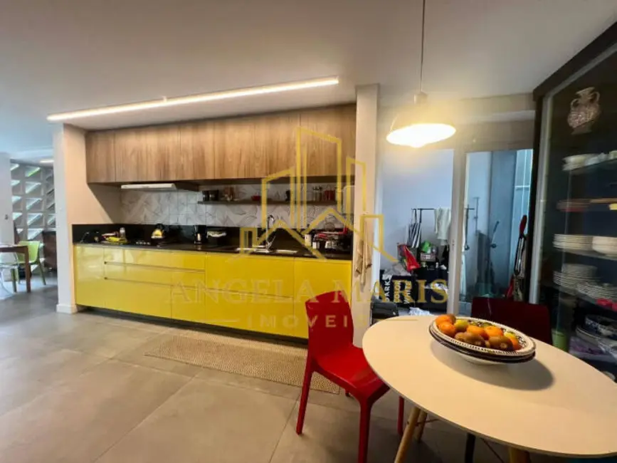 Foto 9 de Casa de Condomínio com 3 quartos à venda, 260m2 em Sao Jose Dos Campos - SP