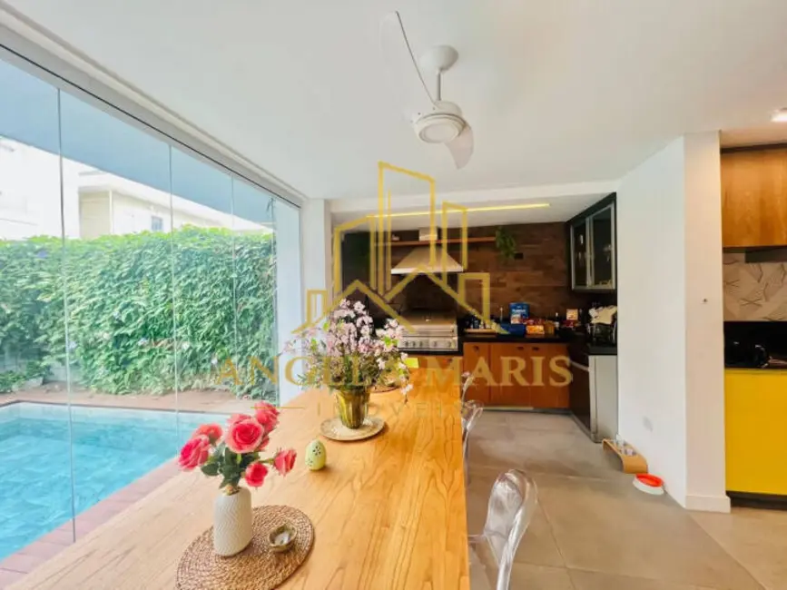 Foto 3 de Casa de Condomínio com 3 quartos à venda, 260m2 em Sao Jose Dos Campos - SP