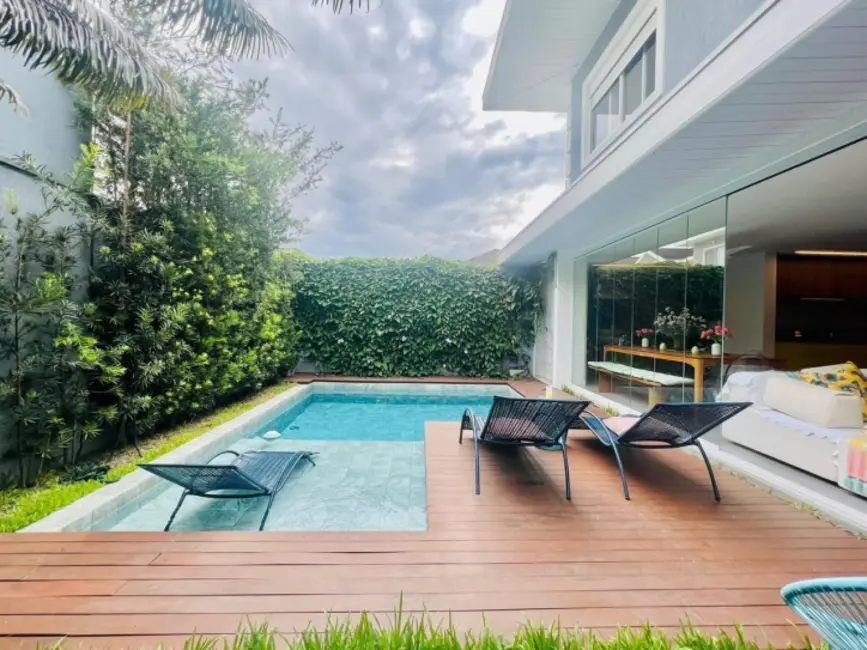 Foto 3 de Casa de Condomínio com 3 quartos à venda, 260m2 em Sao Jose Dos Campos - SP