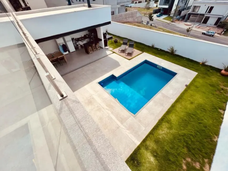 Foto 2 de Casa com 4 quartos à venda, 276m2 em Sao Jose Dos Campos - SP