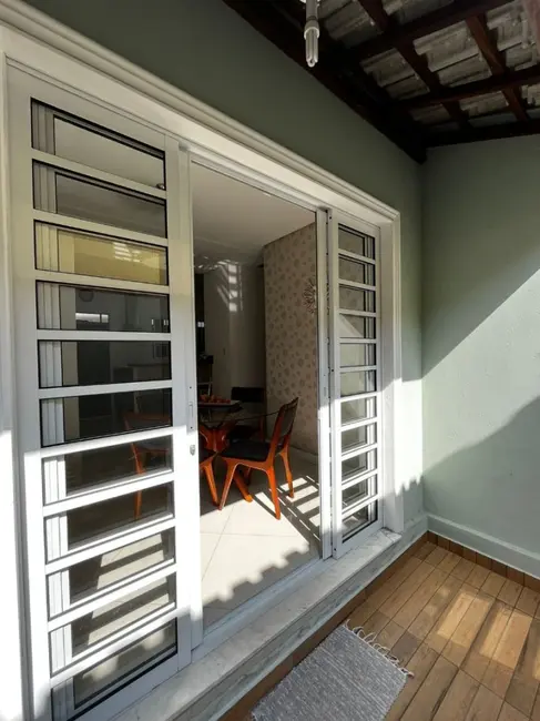 Foto 5 de Casa com 3 quartos à venda, 120m2 em Sao Jose Dos Campos - SP