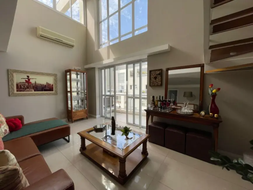 Foto 2 de Apartamento com 4 quartos à venda e para alugar, 280m2 em Sao Jose Dos Campos - SP