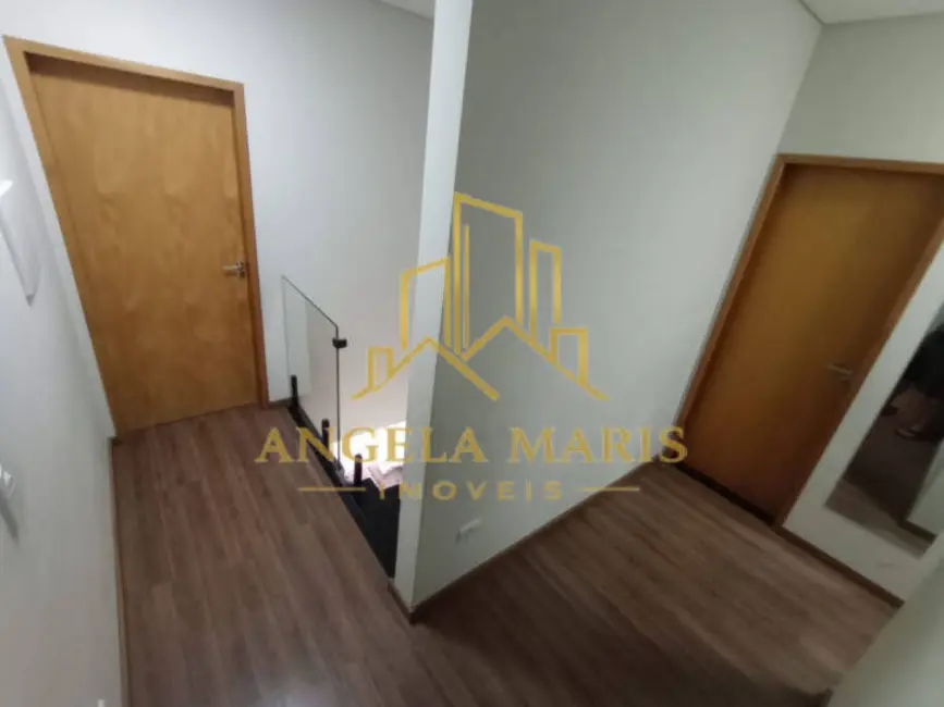 Foto 9 de Casa com 3 quartos à venda, 215m2 em Jacarei - SP