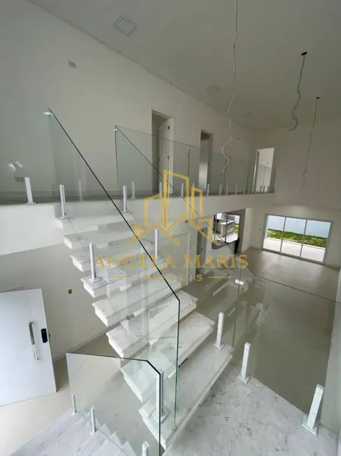 Foto 4 de Casa de Condomínio com 3 quartos à venda, 243m2 em Jacarei - SP
