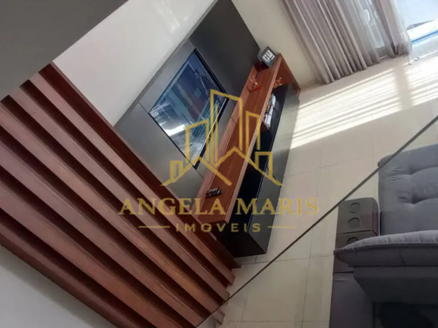 Foto 2 de Casa com 3 quartos à venda, 215m2 em Jacarei - SP