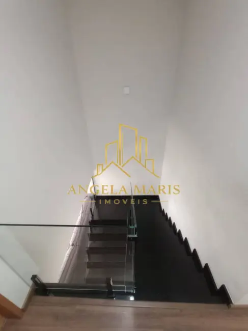 Foto 5 de Casa com 3 quartos à venda, 215m2 em Jacarei - SP