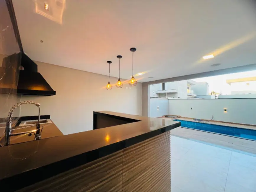 Foto 6 de Sobrado com 3 quartos à venda, 233m2 em Sao Jose Dos Campos - SP