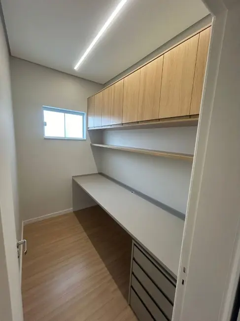 Foto 8 de Casa com 4 quartos à venda, 170m2 em Sao Jose Dos Campos - SP