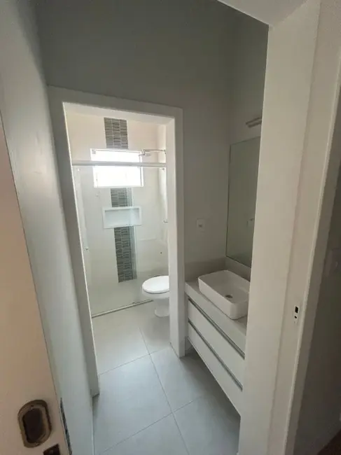 Foto 9 de Casa com 4 quartos à venda, 170m2 em Sao Jose Dos Campos - SP