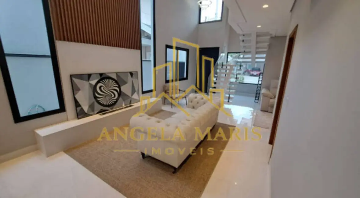 Casa de Condomínio com 4 quartos à venda, 270m2 em Sao Jose Dos Campos - SP - imagem 1 Foto 1 de Casa de Condomínio com 4 quartos à venda, 270m2 em Sao Jose Dos Campos - SP
